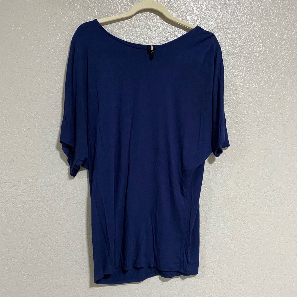 Agnes and Dora navy short sleeve doleman size small,excellent hardly warn